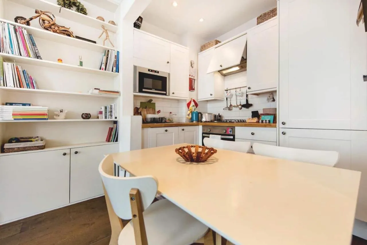Apartment Franks Pied-A-Terre In London-Quiet,Bright,Central United Kingdom